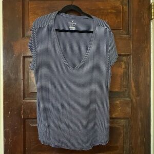 American Eagle Outfitters Navy and White Striped V-Neck Tee